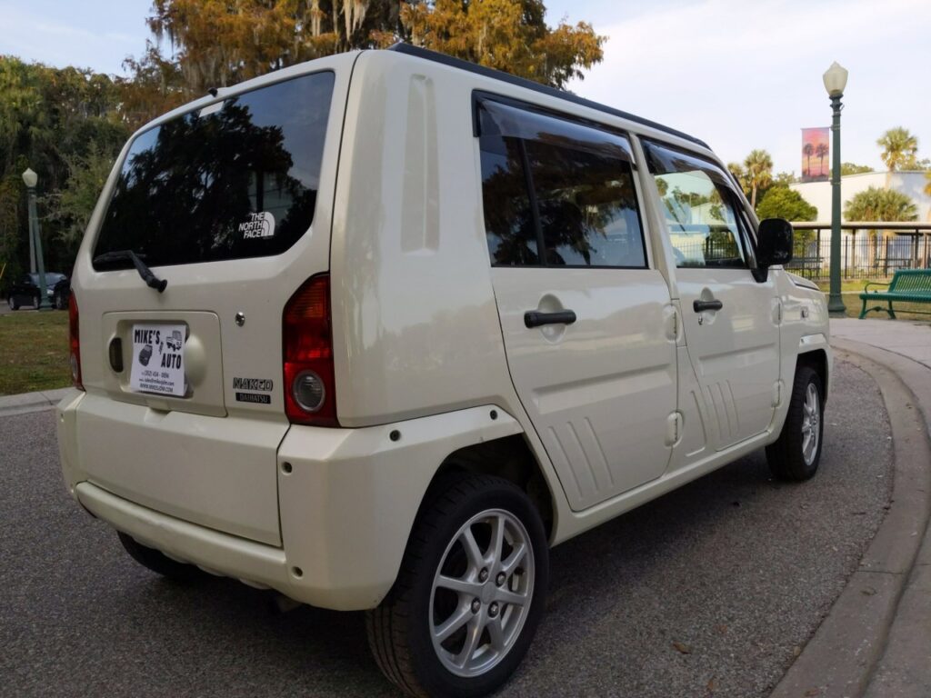 Diahatsu Naked Kei Car
